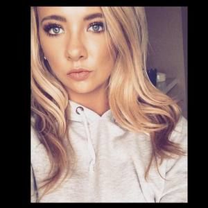 Meet your Posher, Bailey